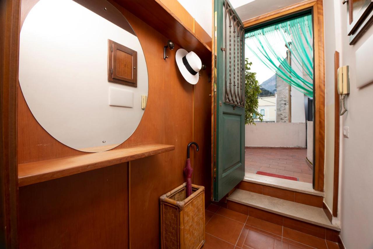 Lilla'S House - Amalfi Square & Close The Beach Bagian luar foto