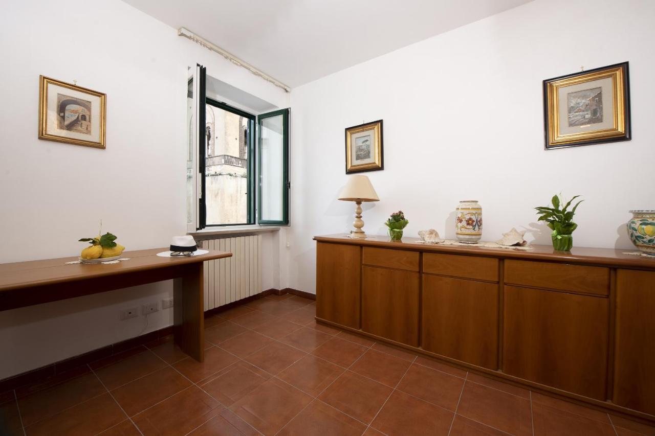 Lilla'S House - Amalfi Square & Close The Beach Bagian luar foto